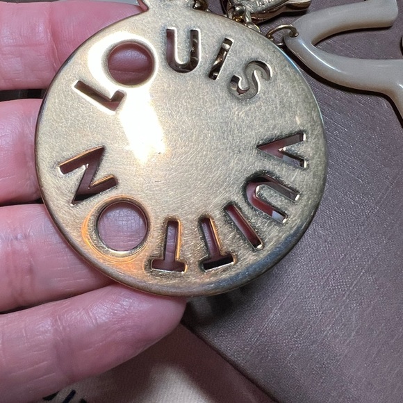 Louis Vuitton Women's Keychain/Bag Charm Beige Brown Gold with Box & Dust Bag - Picture 8 of 17